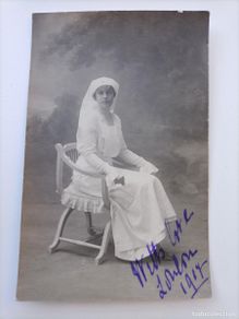 Militaria: FOTOGRAFIA DE ENFERMERA DE LA CRUZ ROJA, FECHADA EN 1917, R. GUILLEMINOT, TAMAÑO POSTAL.